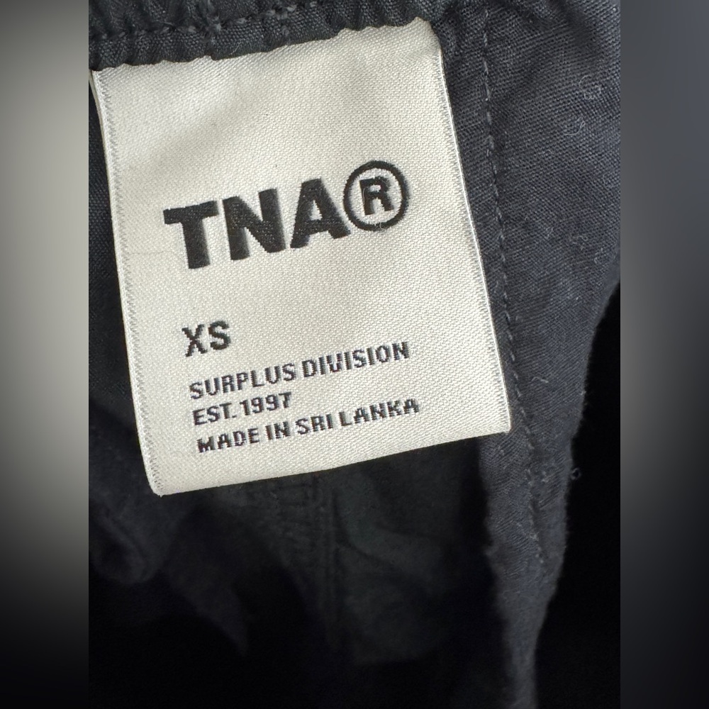 Aritzia TNA Squad Pocket Parachute Pant NWOT - Picture 6 of 7